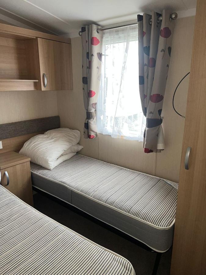 3 Bed Platinum Caravan Presthaven Sands Престатін Екстер'єр фото