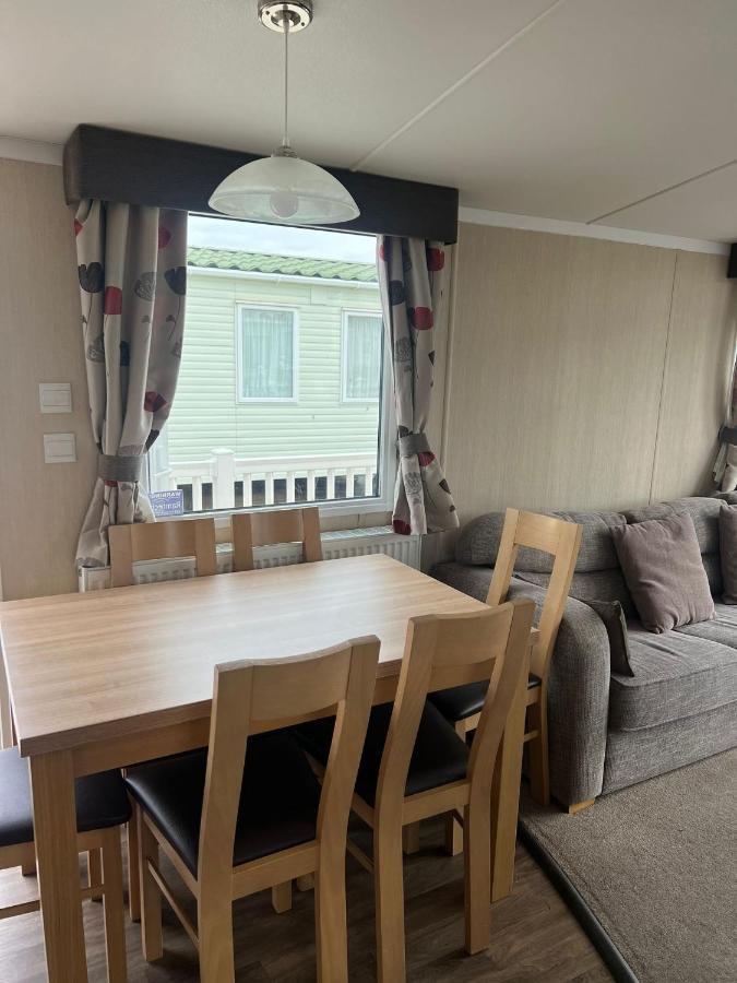 3 Bed Platinum Caravan Presthaven Sands Престатін Екстер'єр фото
